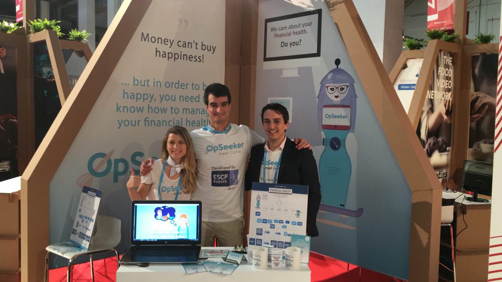 Lucie, Carlos, Gonzalo - OpSeeker booth 4YFN 2017